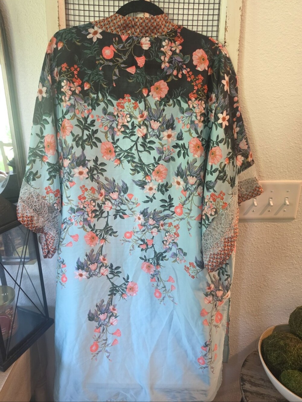 Victoria Secret Robe Kimono - Picture 3 of 3